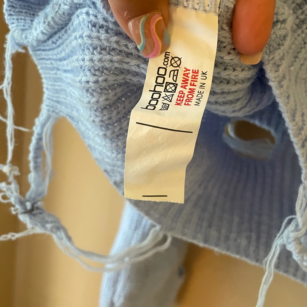 Boohoo Distressed Blue Sweater View 6